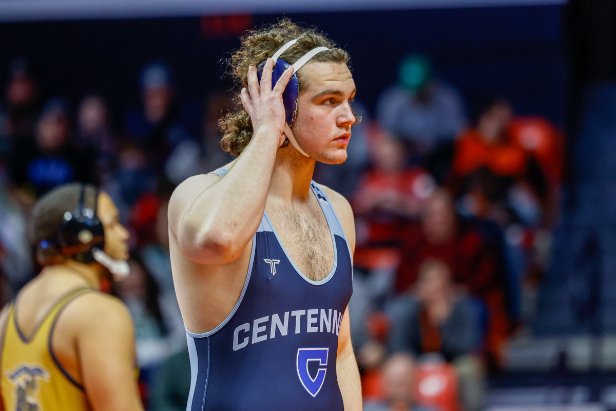 Illinois wrestling championships February 17 2024 Nate Latsch 25938